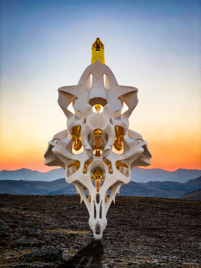 Eceertrey, Opulent — augmented reality sculpture placed in landscape